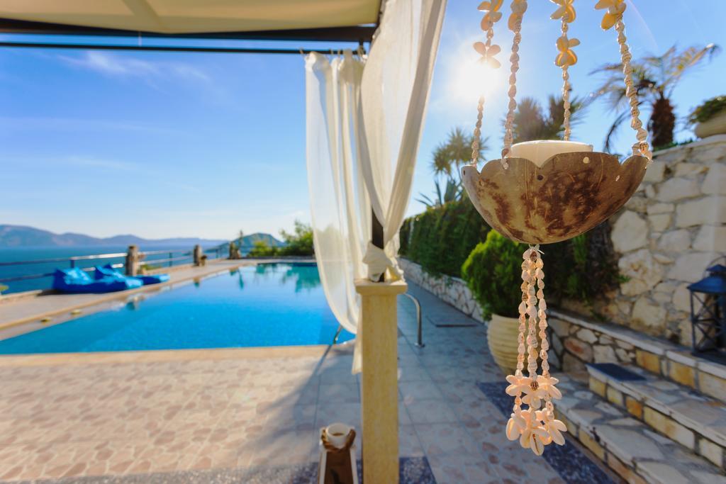 Villa Akros And Suites Kerí Kültér fotó