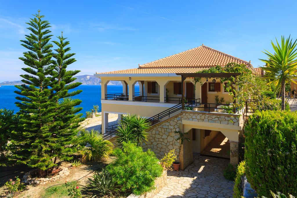 Villa Akros And Suites Kerí Kültér fotó