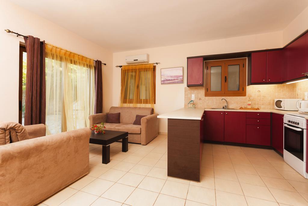 Villa Akros And Suites Kerí Kültér fotó