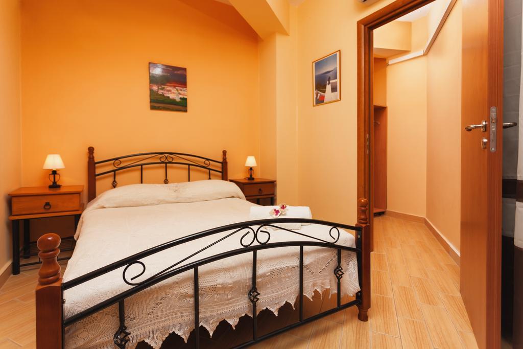 Villa Akros And Suites Kerí Kültér fotó